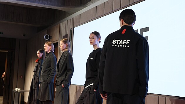 P�tice model� pro pracovníky a dobrovolníky ukazuje, �e KVIFF letos nechce...