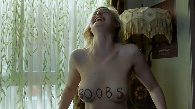 Elle Fanning