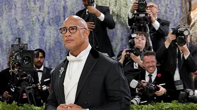 Dwayne Johnson m� hodinky za 73 milion�