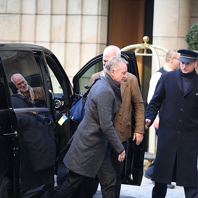 Sting je v hotelu Four Seasons jako doma