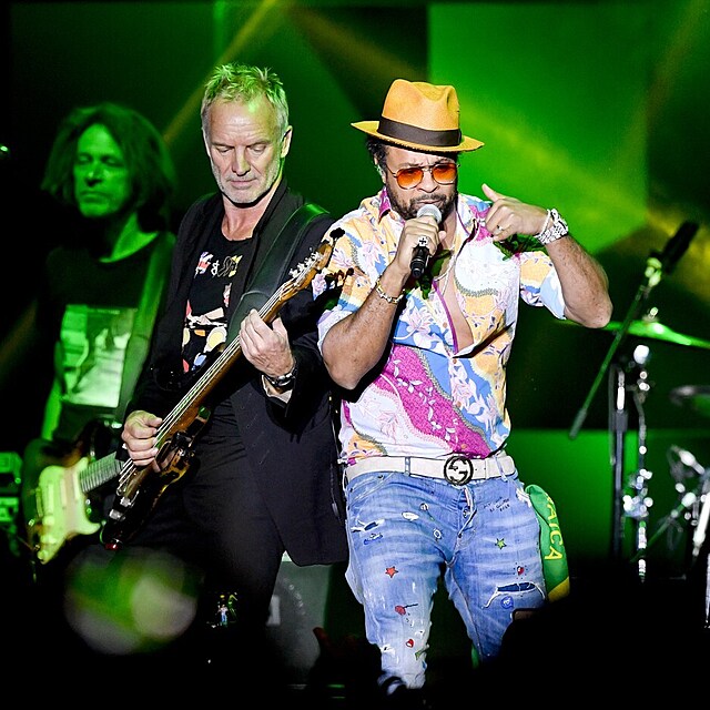 Sting a Shaggy ve F�ru Karl�n