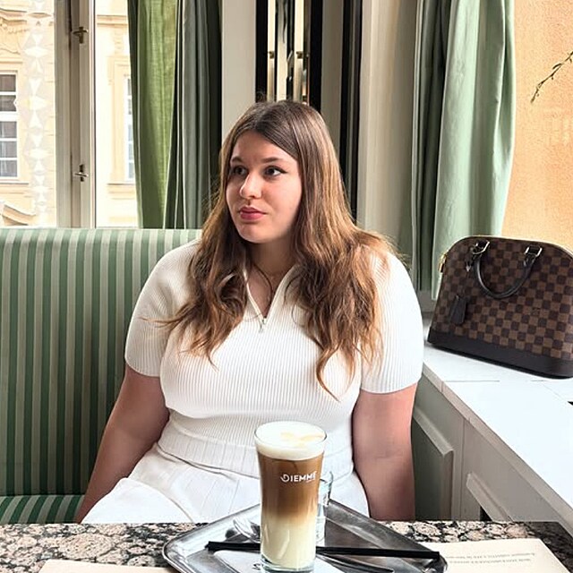 Tereza �ulganov� si za��n� zoufat