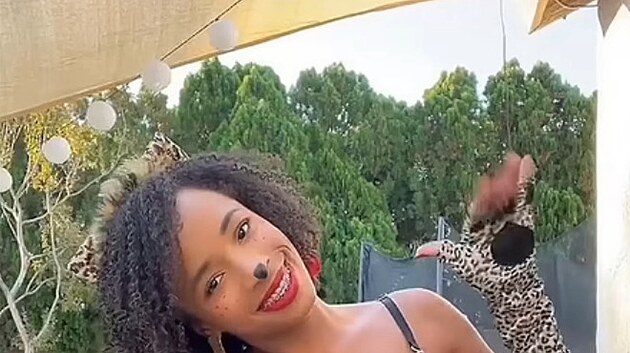 OnlyFans tv�rkyn� Michaela Rylaarsdam