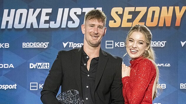 Roman �ervenka, Michaela Pech��kov�