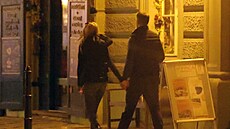 Roman �ervenka a Michaela Pechá�ková b�hem romantického rande.