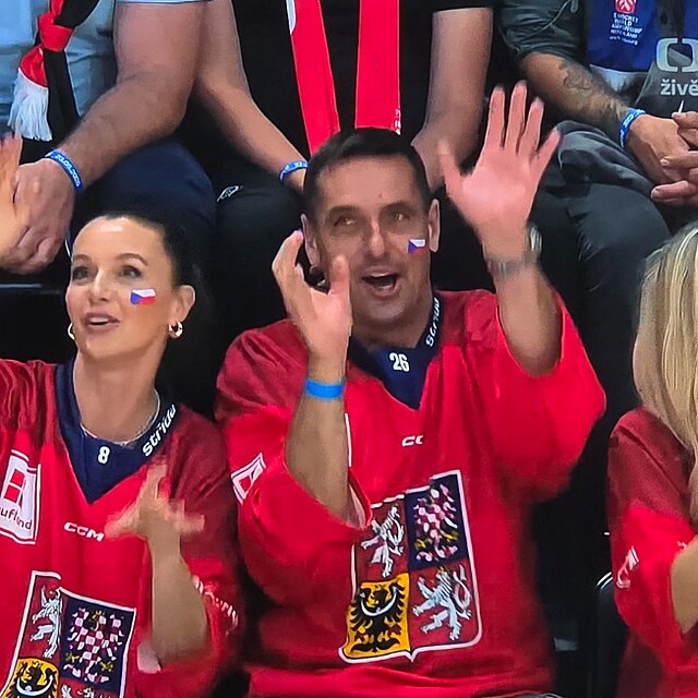 Zuzana Brz�kov�, Iva Kubelkov�, Roman �ebrle, Eva Perkausov�