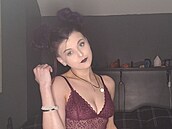 OnlyFans tv�rkyn� Kinki Kelli