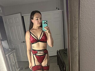 OnlyFans tv�rkyn� a u�itelka Samantha Peer