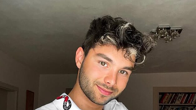 Adam Kajumi