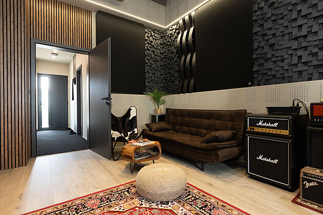 Jary Tauber, bydlen�, studio, seda�ka