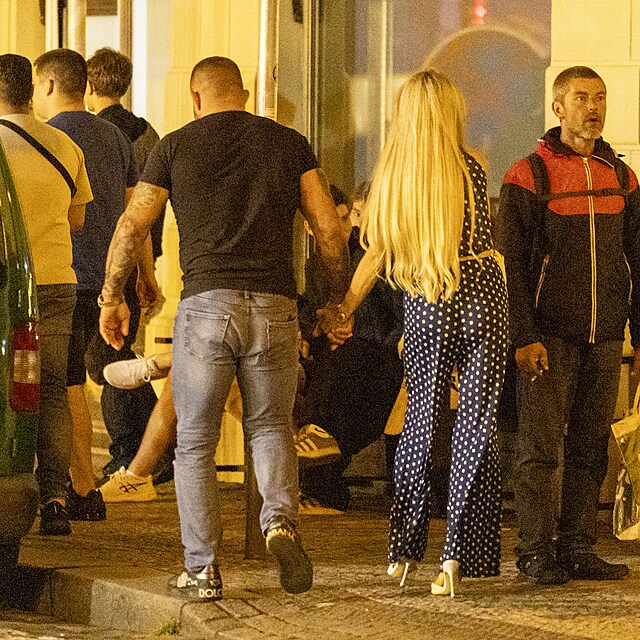 Karlos V�mola a Lela na no�n�m rande v Praze