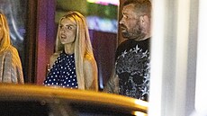 Lela a Karlos Vémolovi b�hem no�ní sch�zky v centru Prahy. Je�t� p�ed n�kolika...
