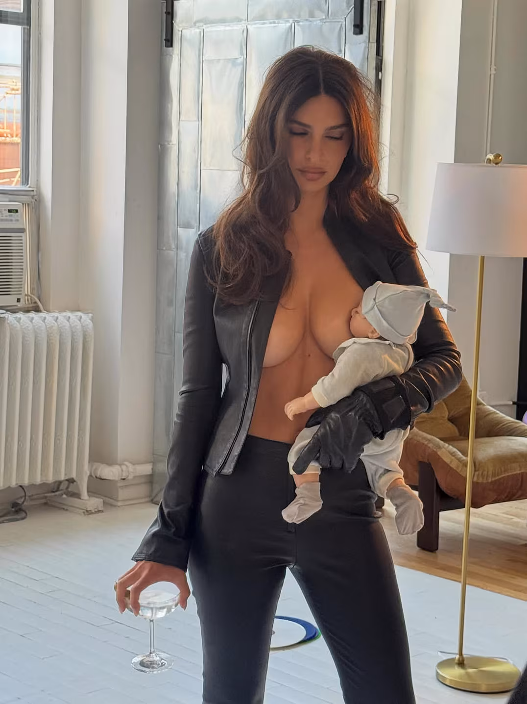 Emily Ratajkowski