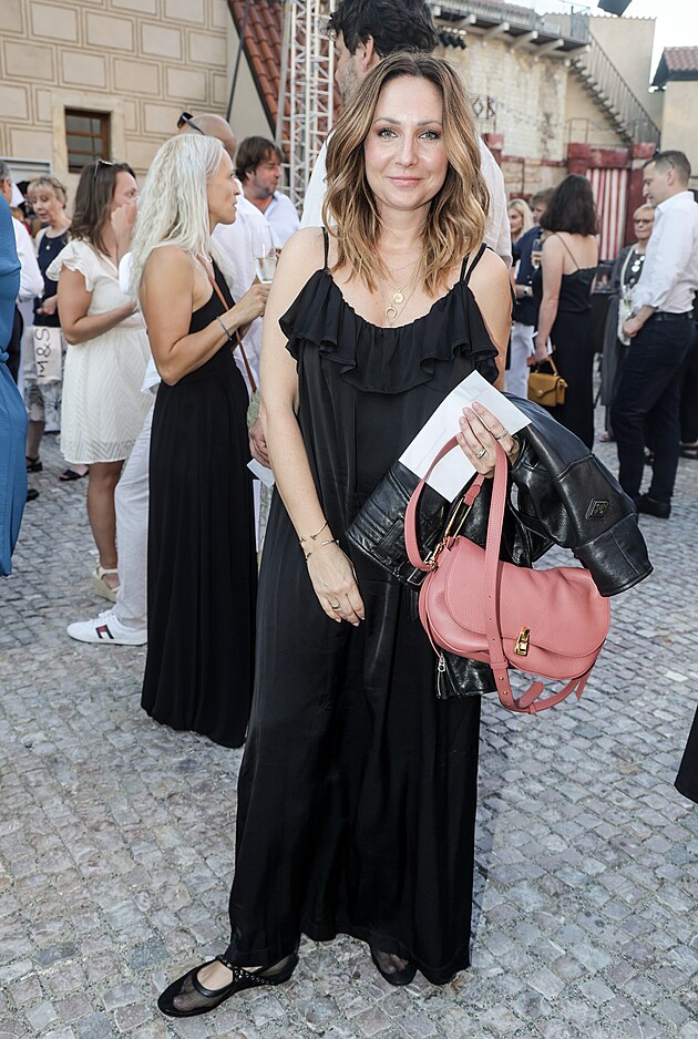Veronika Arichteva