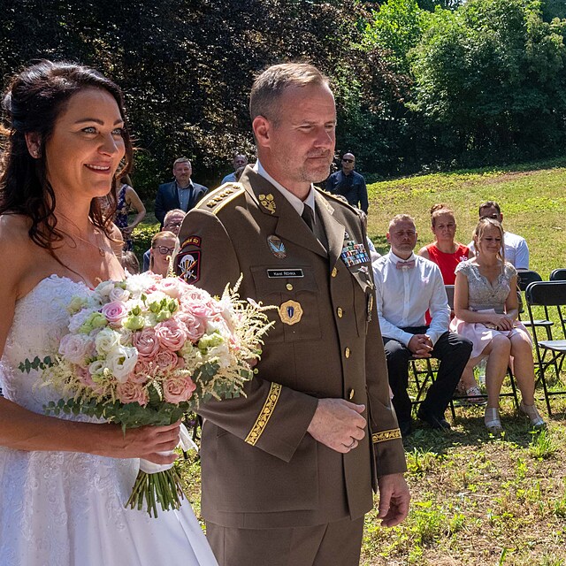 Karel �ehka a Michaela Opltov� se vzali!