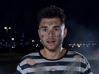 Adam Kajumi je ter�em posm�chu