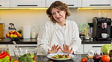 Léto a sebev�domí, psychologie, odmítání potravy