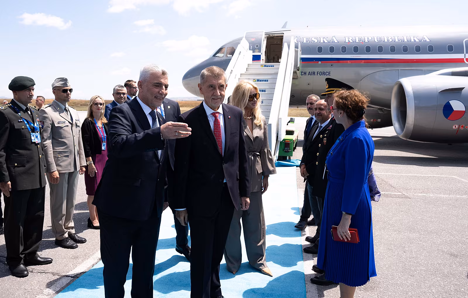 Andrej Babi� v Anka�e na summitu NATO