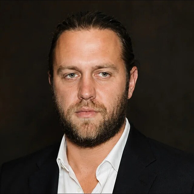 Carl Rinsch podvod Netflixu