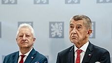 Babi� mí�í do Ankary s Monikou a ostrým vzkazem pro spojence. Macinka poslal...