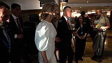 Po denním bé�ovém kostýmu p�i�la ve�erní prom�na. Monika Babi�ová v Anka�e...