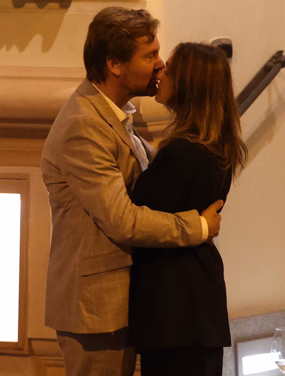 Petr Ln�ni�ka dorazil s p��telkyn� Petrou. Ve�er se nesl i v jejich znamen�:...