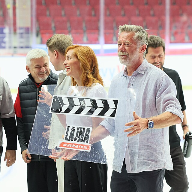 Prvn� klapka Lajny