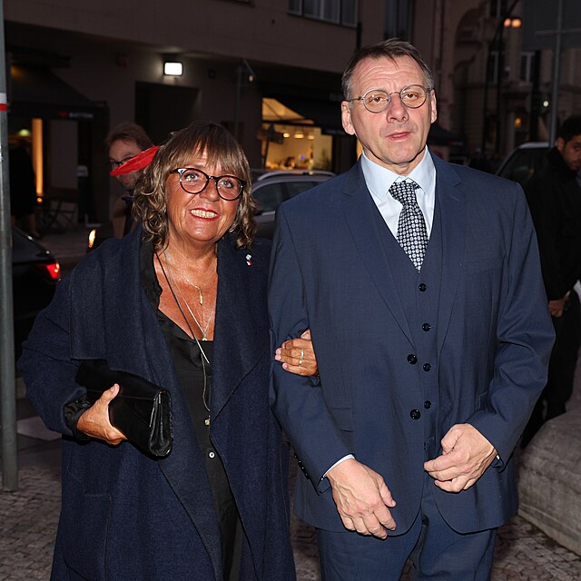 Radek Holub, B�ra Hrz�nov�