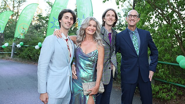 Pavlína Po�ízková a Jeff Greenstein na Innogy party b�hem 60. ro�níku...