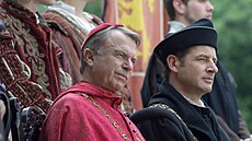 Sam Neill a Jeremy Northam v seriálu Tudorovci