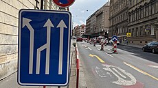Zna�ka, znázor�ující pruhy, na míst� je. V dob� Turkova pr�jezdu ov�em byla...
