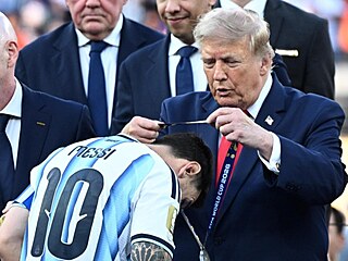 Lionel Messi a Donald Trump ve fin�le mistrovstv� sv�ta