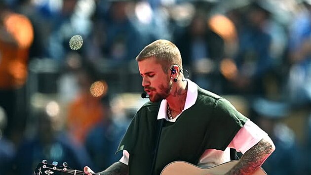 Justin Bieber v halftime show