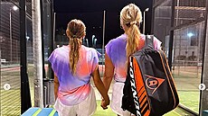 Lucie Borhyová, léto, dcera Linda, padel