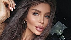 Po letech se rozlou�ila s typickou blond h�ívou