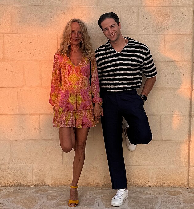 Milan Peroutka a jeho maminka Ivana Peroutkov� b�hem spole�n�ho p�zov�n�.