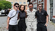 Spole�n� fotograf�m zapózovali Václav Mat�jovský, Marek Lambora a Filip...