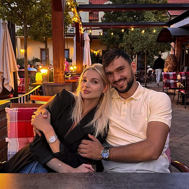 Jakub Kov�� s man�elkou Valerij�