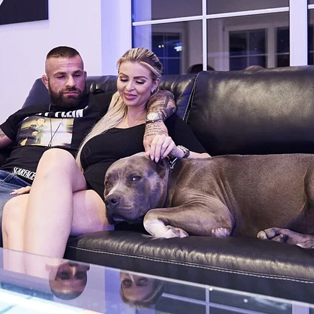 Pes byl sou��st� spole�n�ho �ivota Karlose a Lely V�molov�ch.