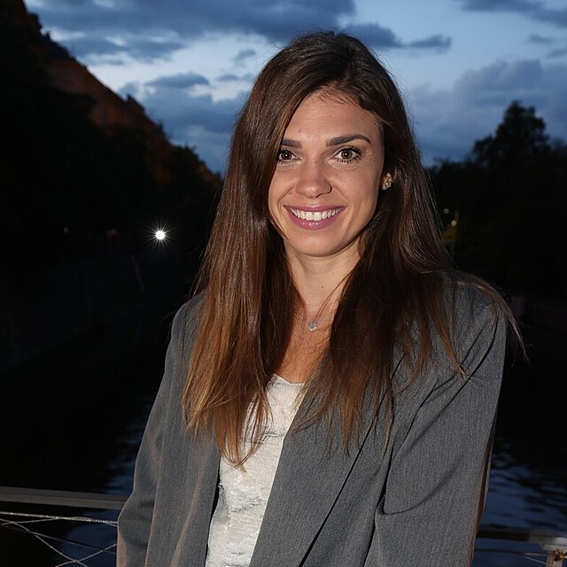 Denisa Pfauserov�