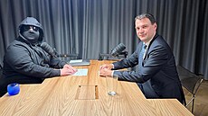 Petr Macinka a fale�ný Thomas Paukner.