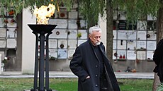 Richard Tesa�ík na poh�bu Jana �átry