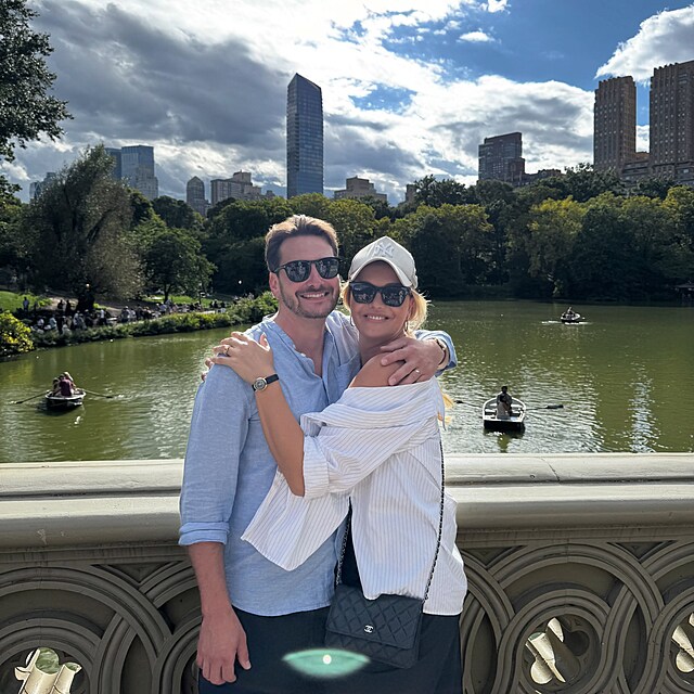 Ta��na Kucha�ov� v New Yorku se sv�m man�elem.