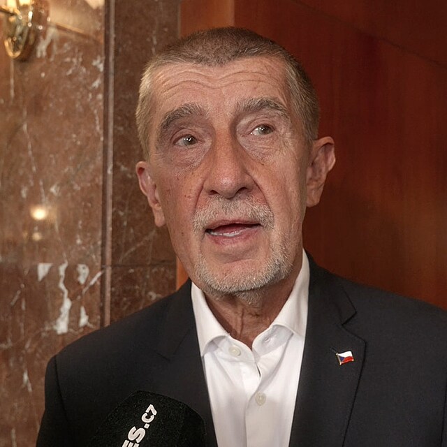 Andrej Babi�