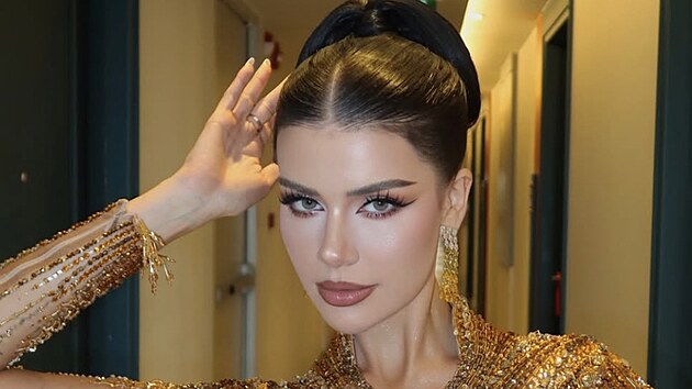 Dominique Alagia v�novala p��prav�m na Miss Grand International m�s�ce pr�ce....