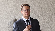 �t�pán Tesa�ík