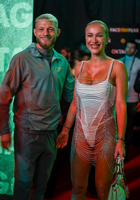 Nela Slov�kov� a Radek Rou�al - Oktagon