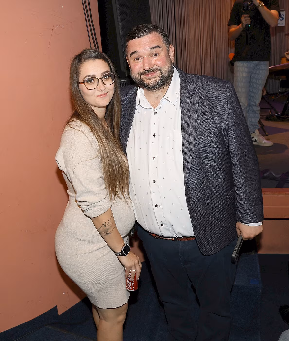Tom� Magnusek vyvedl partnerku Lucii, kterou skr�val n�kolik let. �ekaj� spolu...