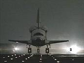 Pítí let raketoplánu k ISS zajistí Endeavour