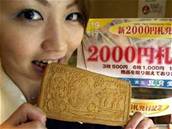 Bankovka a suenka 2000 jen